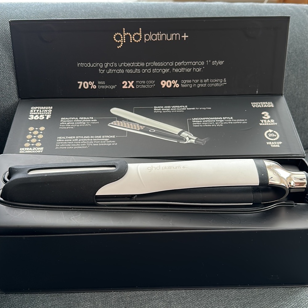 ghd platinum+ 1” styler